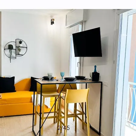 Apartment Bagatela And Flat, Tropical Dream Chioggia
